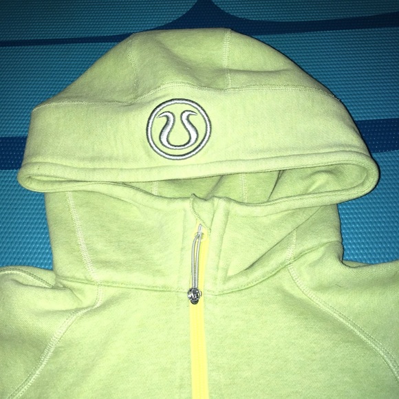 Lululemon Scuba hoodie - Picture 2 of 6